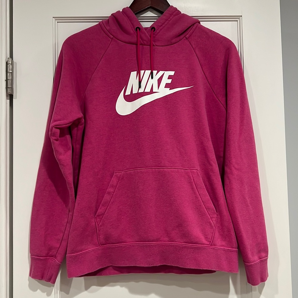 Nike Women’s Pink Hoodie Size M